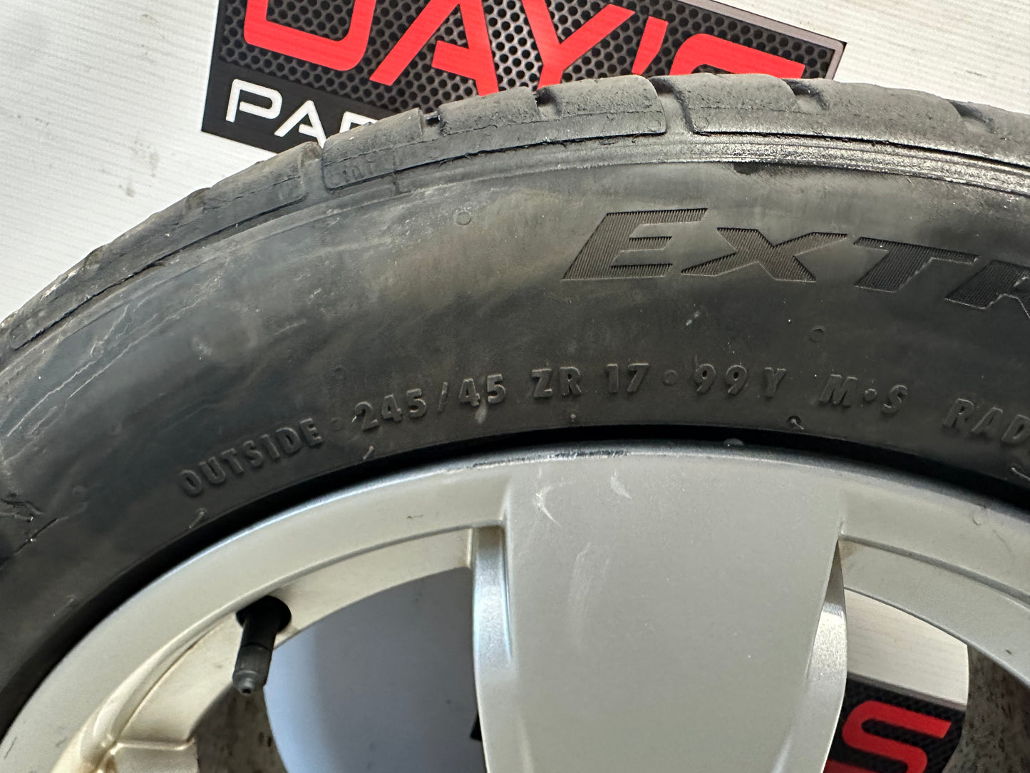 2006 Pontiac GTO Factory Wheels and Tires Fronts and Rears 245/45R17 OEM - Day's Parts Yard