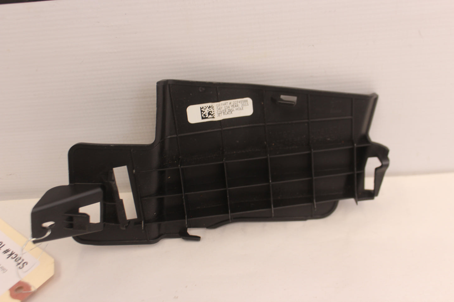 2016 Cadillac ATS-V Front RH Passenger Under Dash Cover OEM - Day's Parts Yard
