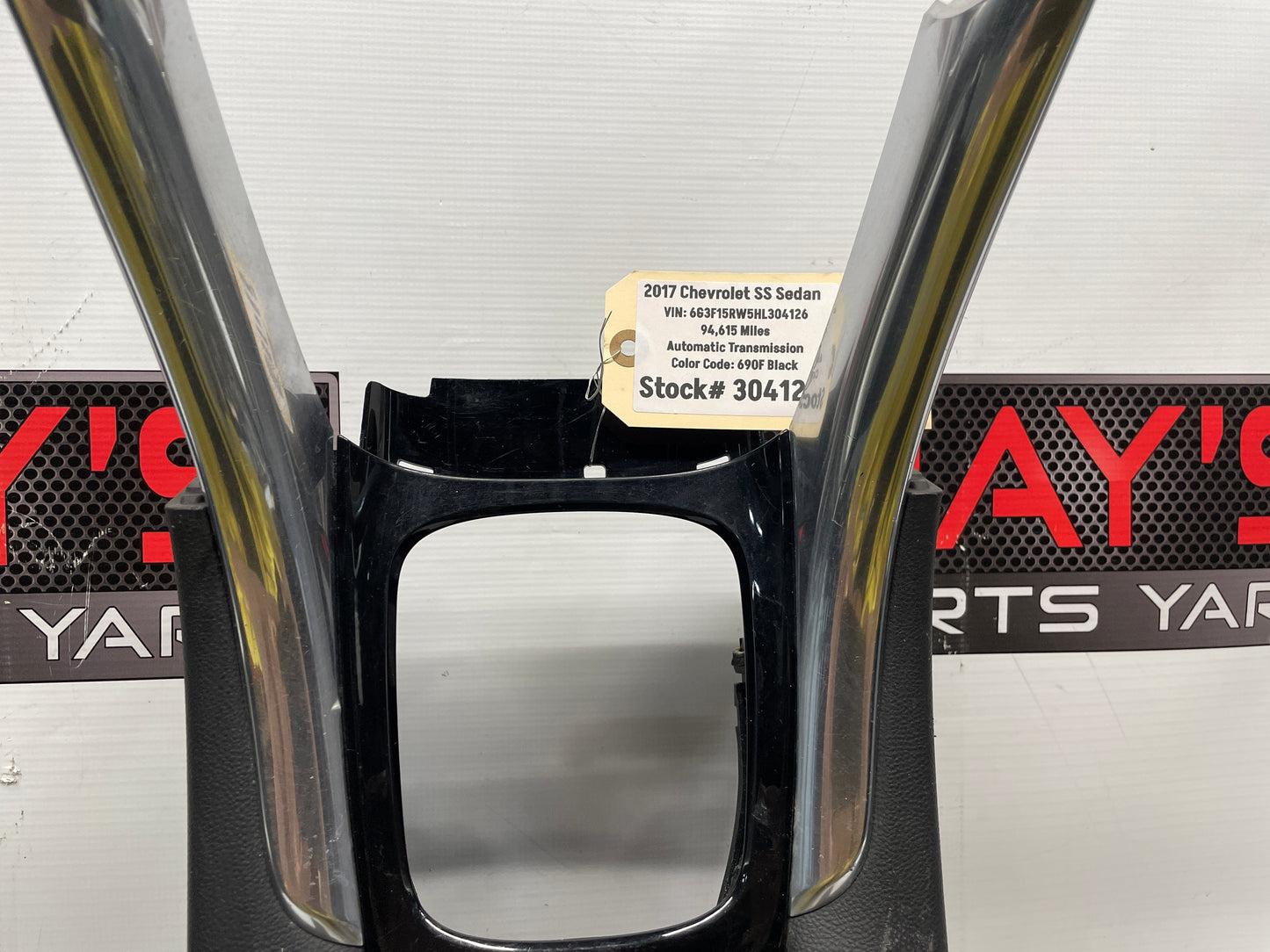 2017 Chevy SS Sedan Complete Center Console Armrest OEM - Day's Parts Yard