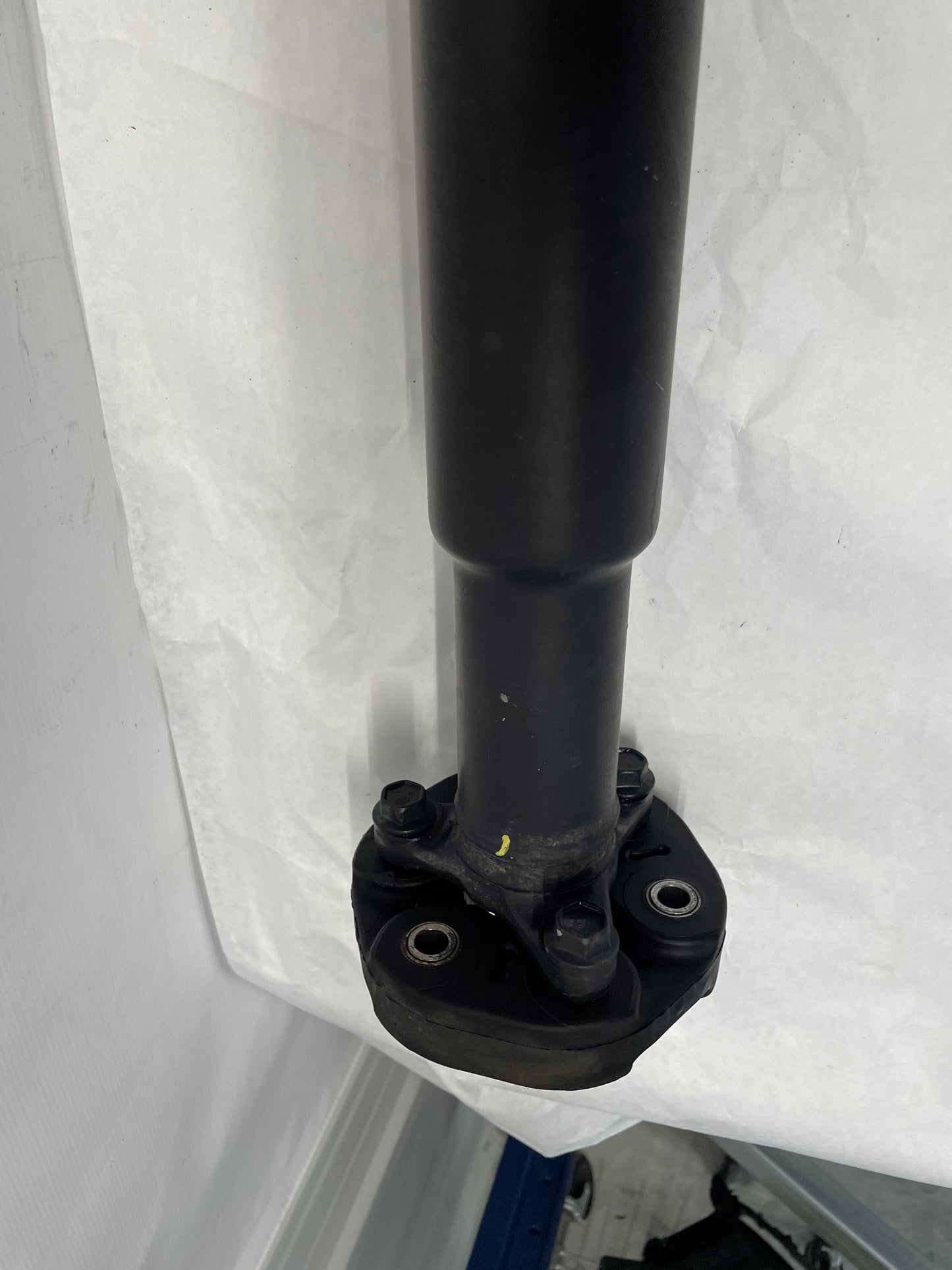 2014 Chevy SS Sedan Drive Shaft Driveshaft Propeller Shaft OEM - Day's Parts Yard