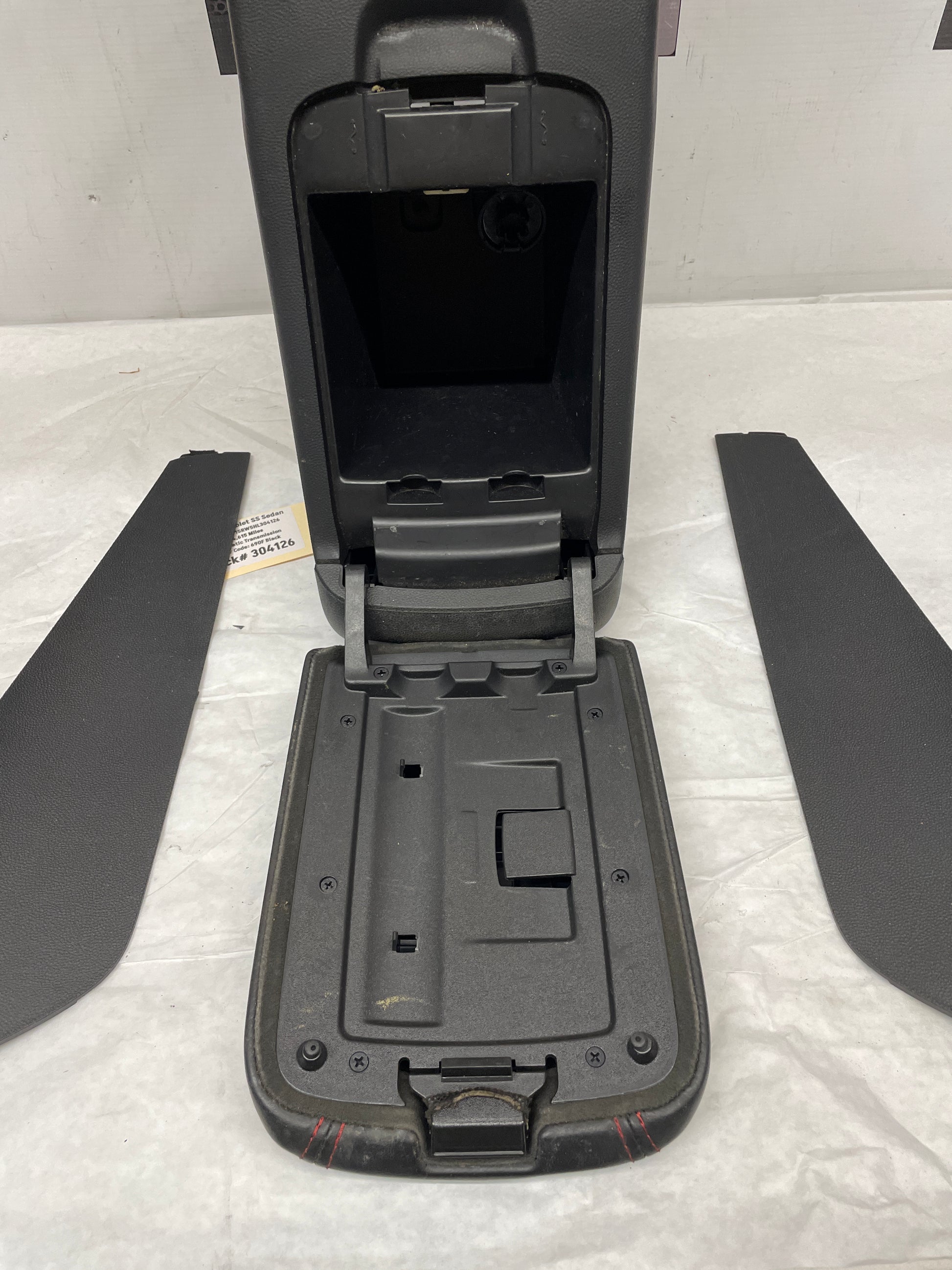 2017 Chevy SS Sedan Complete Center Console Armrest OEM - Day's Parts Yard
