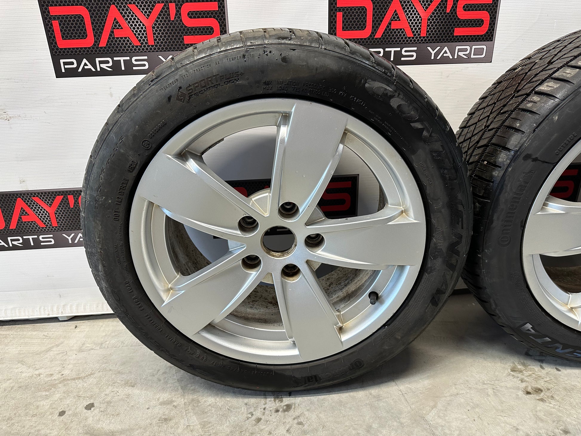 2006 Pontiac GTO Factory Wheels and Tires Fronts and Rears 245/45R17 OEM - Day's Parts Yard