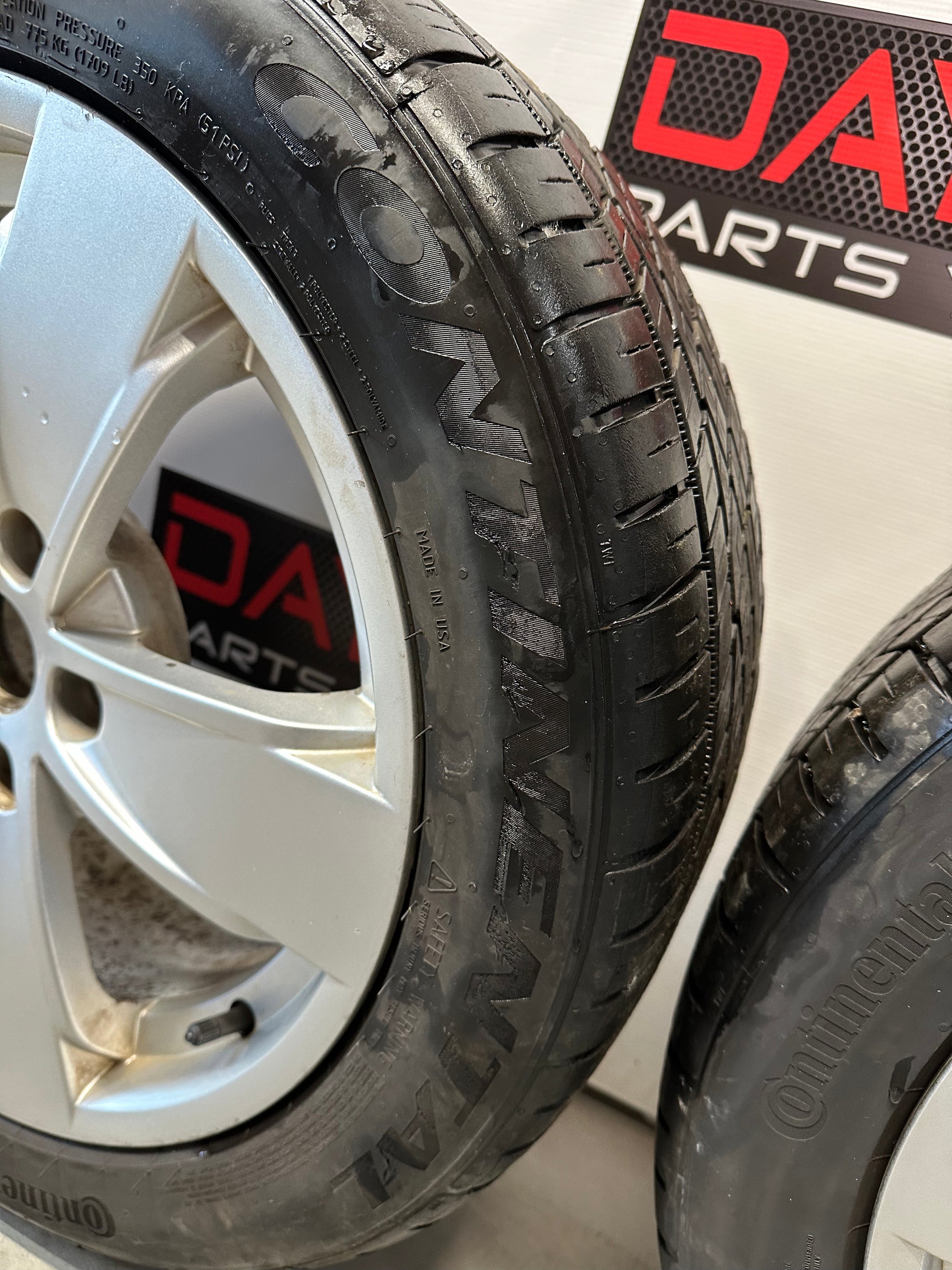 2006 Pontiac GTO Factory Wheels and Tires Fronts and Rears 245/45R17 OEM - Day's Parts Yard