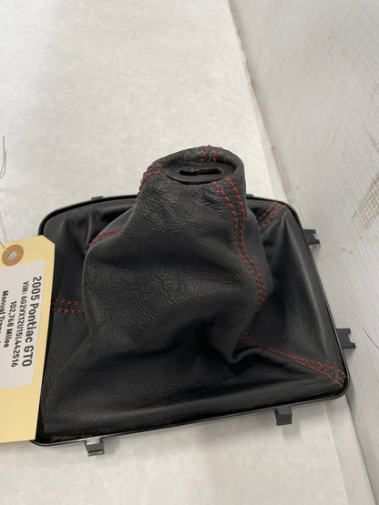 2005 Pontiac GTO Black Leather Shifter Boot Red Stitching OEM - Day's Parts Yard