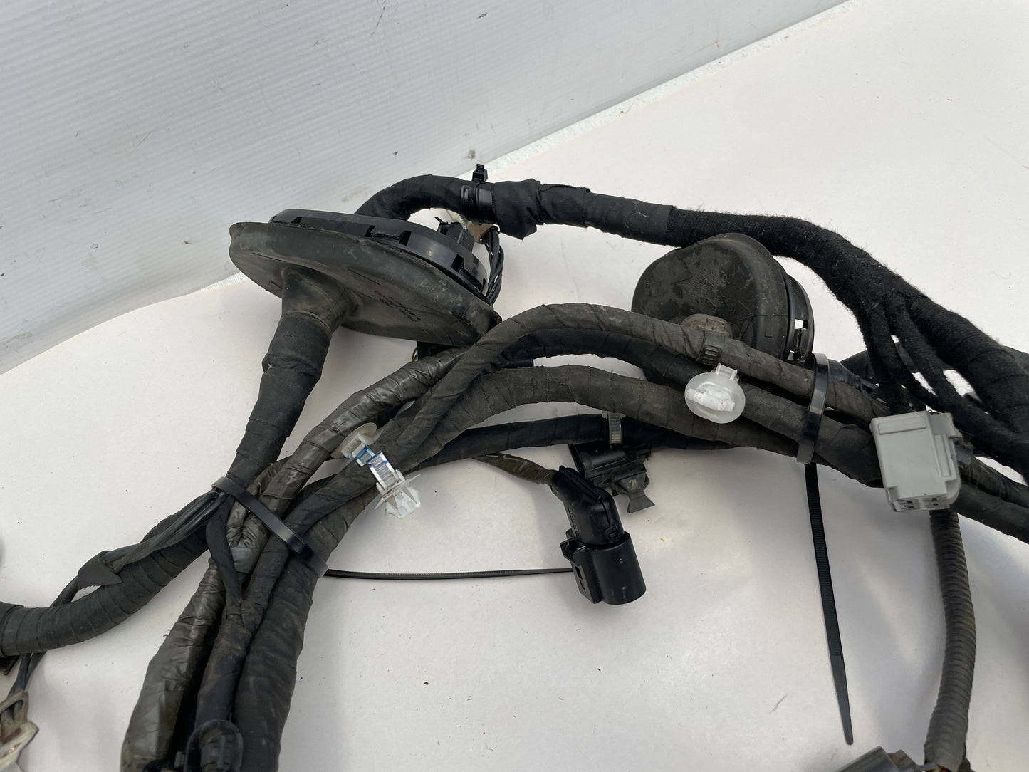 2017 Chevy SS Sedan Fire Wall Front Chassis Engine Bay Wire Wiring Harness OEM