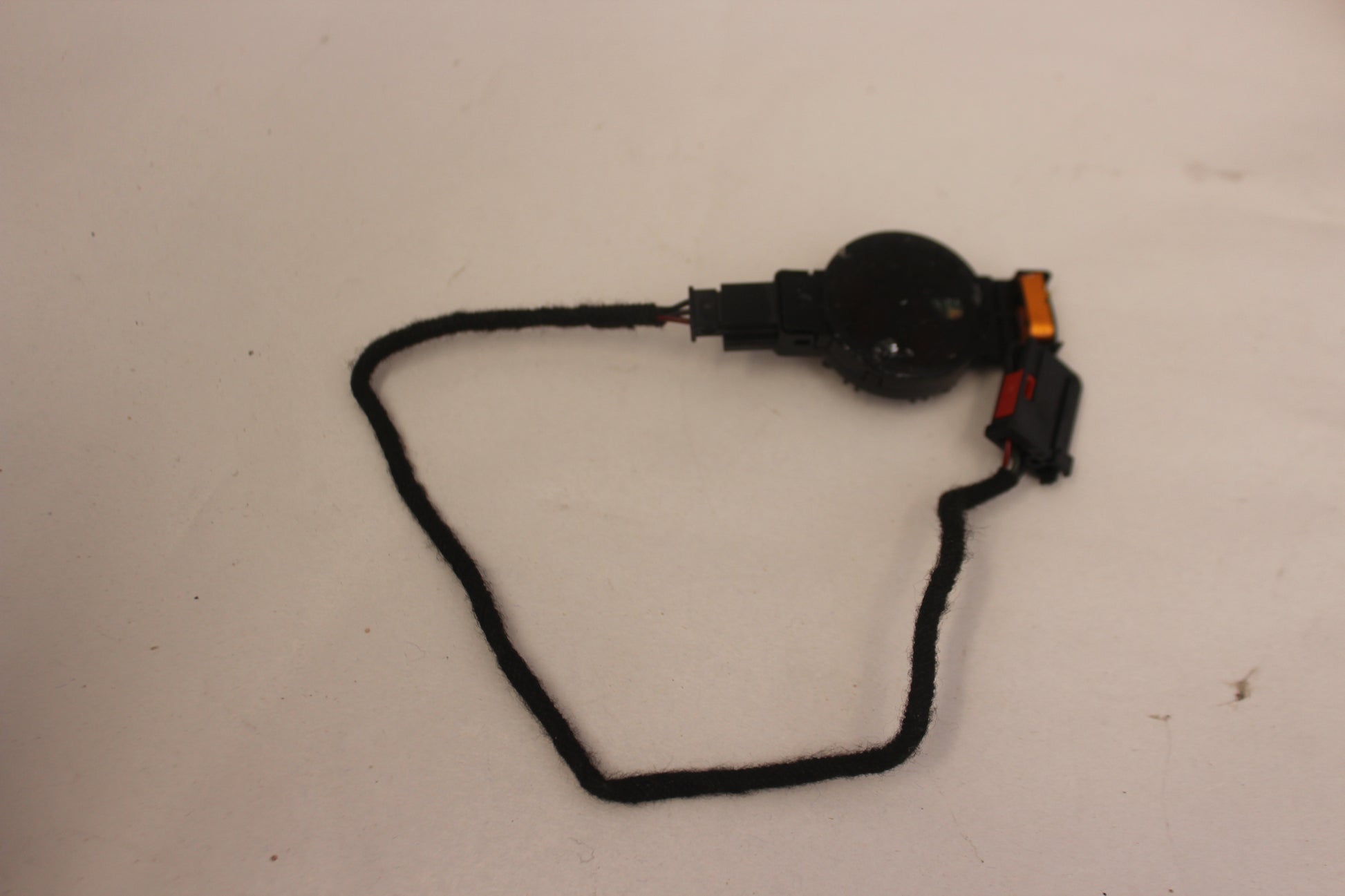 2016 Cadillac ATS-V Lane Departure Assist Camera & Bracket OEM - Day's Parts Yard