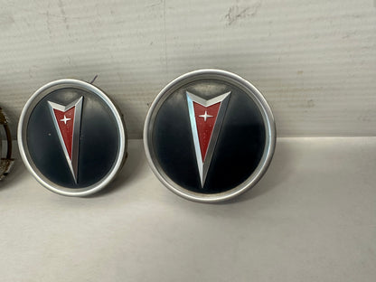 2006 Pontiac GTO Wheel Center Cap Set OEM - Day's Parts Yard