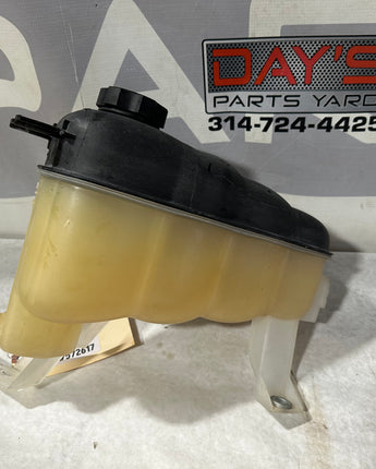 2018 GMC Sierra 1500 SLT Coolant Recovery Reservoir Bottle Tank OEM