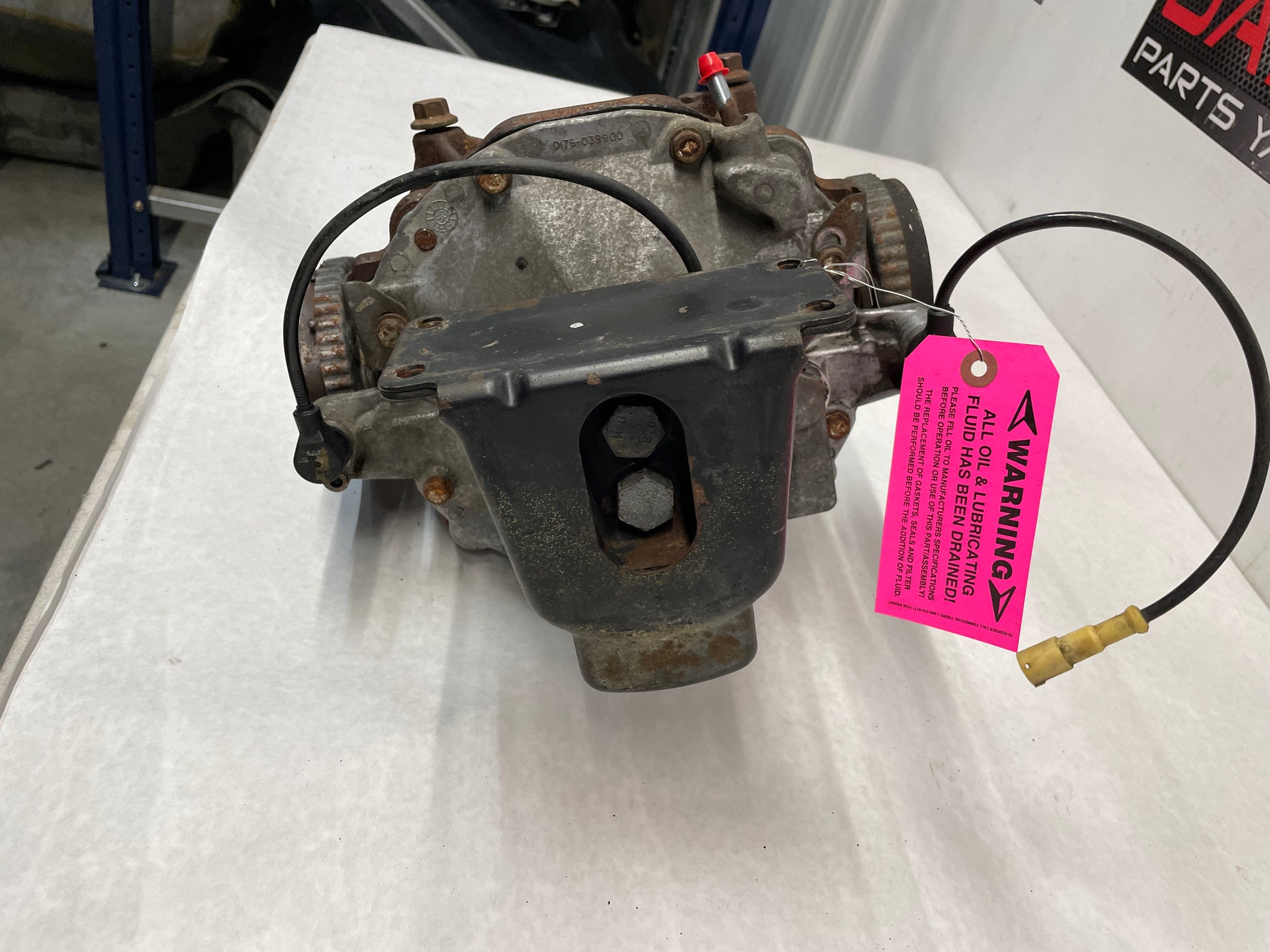 2005 Pontiac GTO Rear End Rearend Carrier Axle Differential 3.46 LSD OEM - Day's Parts Yard