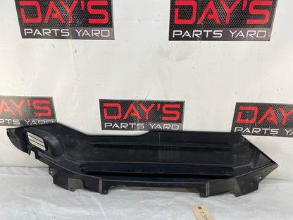 2004 Pontiac GTO Upper Radiator Air Baffle OEM - Day's Parts Yard