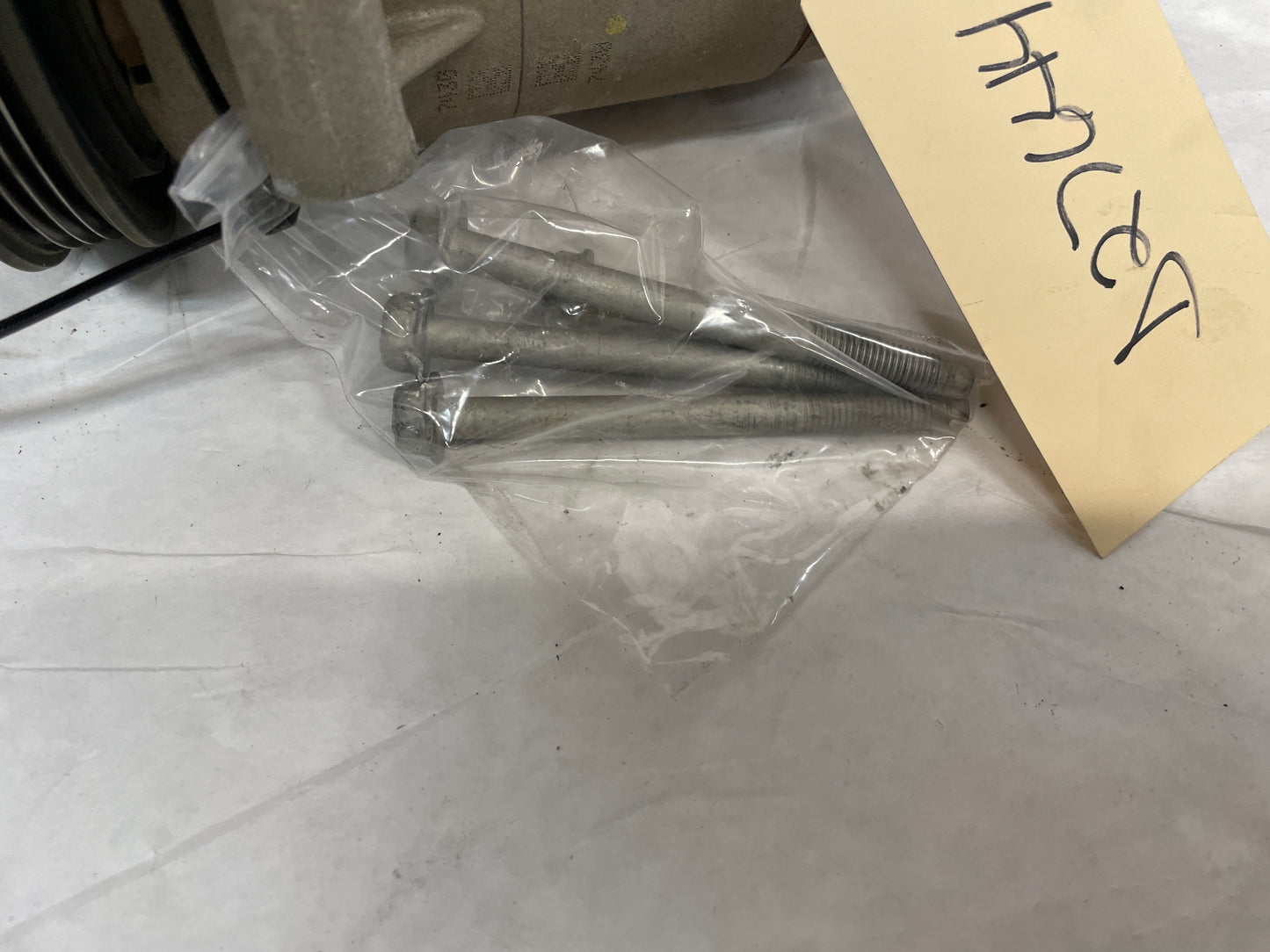 2011 Chevy Camaro SS AC A/C Air Conditioner Compressor w/ Hardware OEM