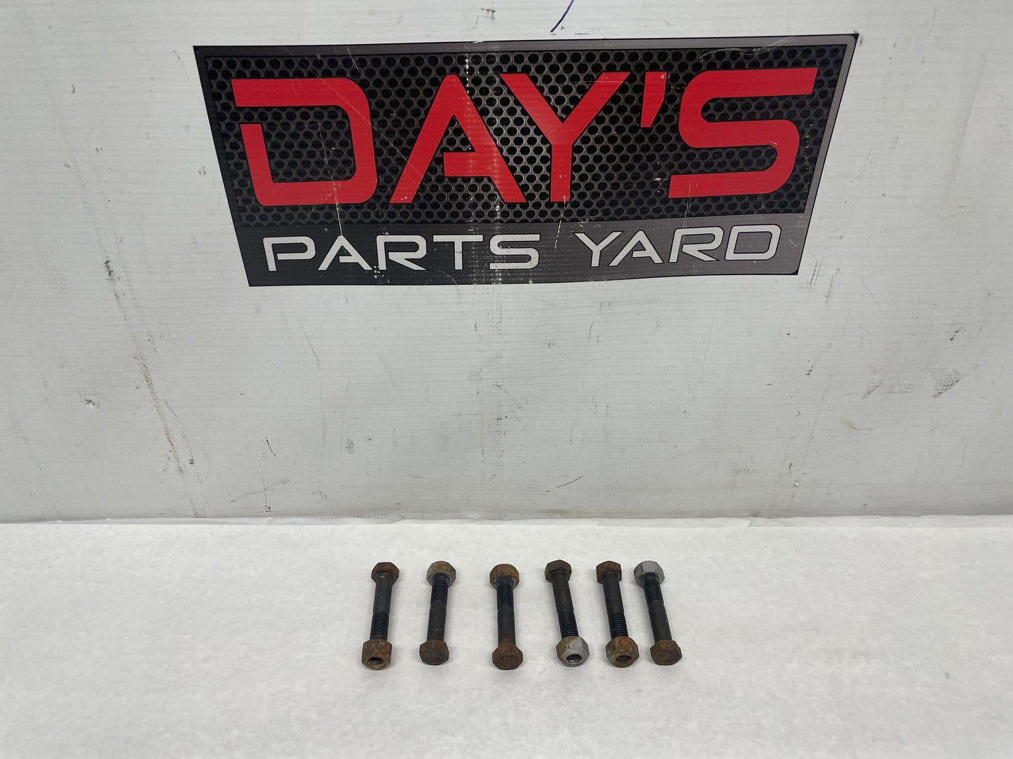 2009 Pontiac G8 GT Driveshaft Drive Shaft Propeller Hardware Nuts Bolts OEM
