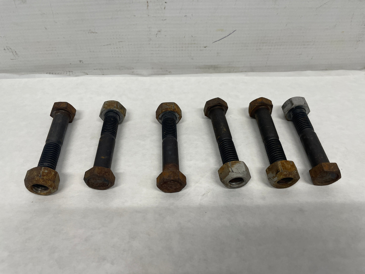 2009 Pontiac G8 GT Driveshaft Drive Shaft Propeller Hardware Nuts Bolts OEM
