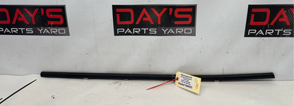 2006 Pontiac GTO RH Passenger Window Door Belt Molding Trim OEM - Day's Parts Yard