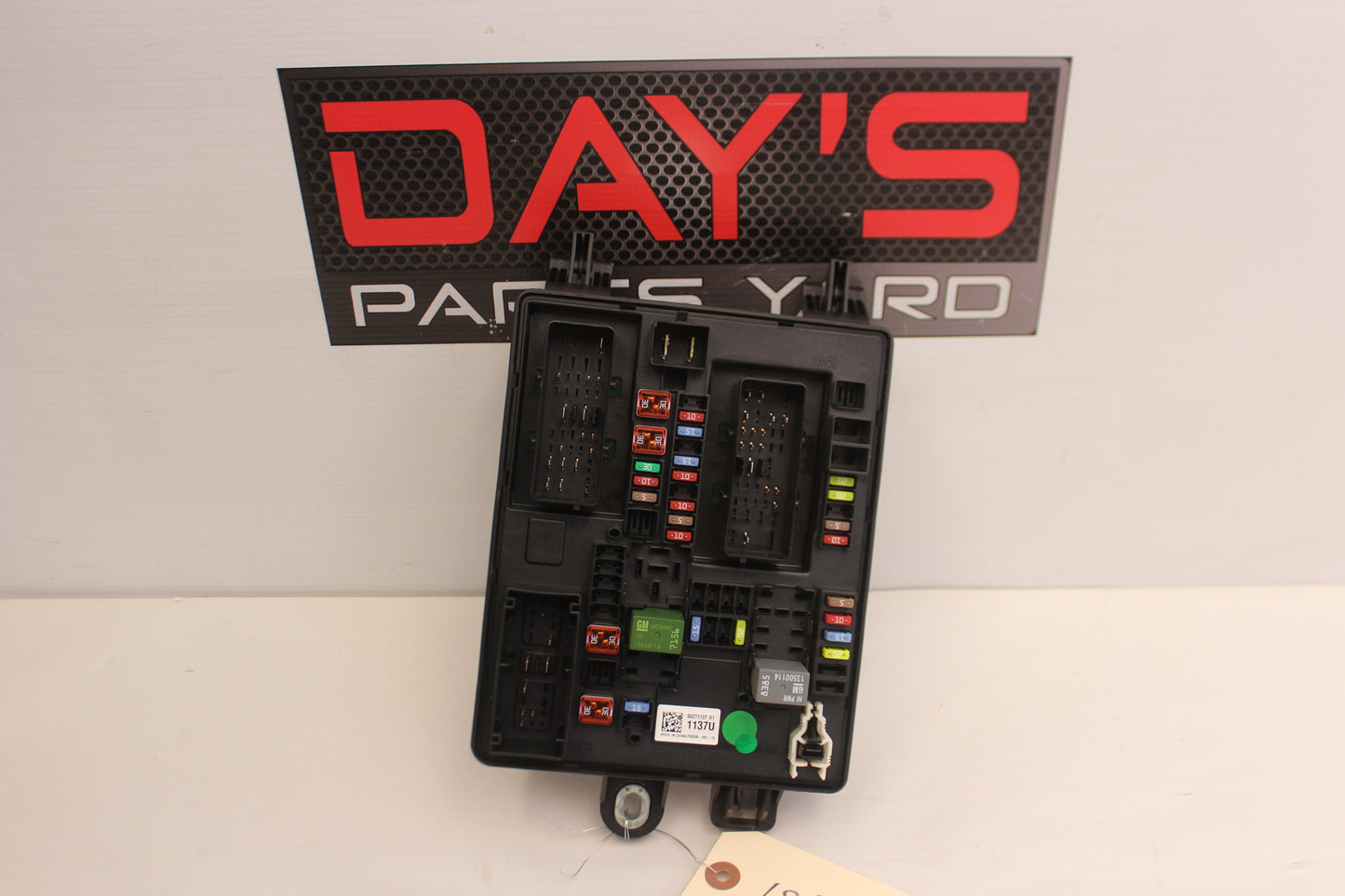 2014 Chevrolet SS Sedan Rear Fuse Box Relay OEM