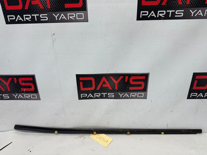 2006 Pontiac GTO RH Passenger Window Door Belt Molding Trim OEM - Day's Parts Yard
