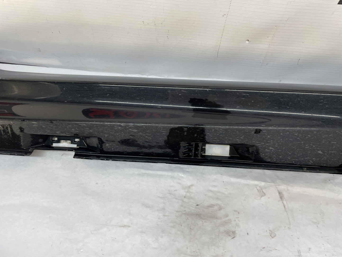 2009 Pontiac G8 GT RH Passenger Rocker Molding Side Skirt Panel Trim Black OEM