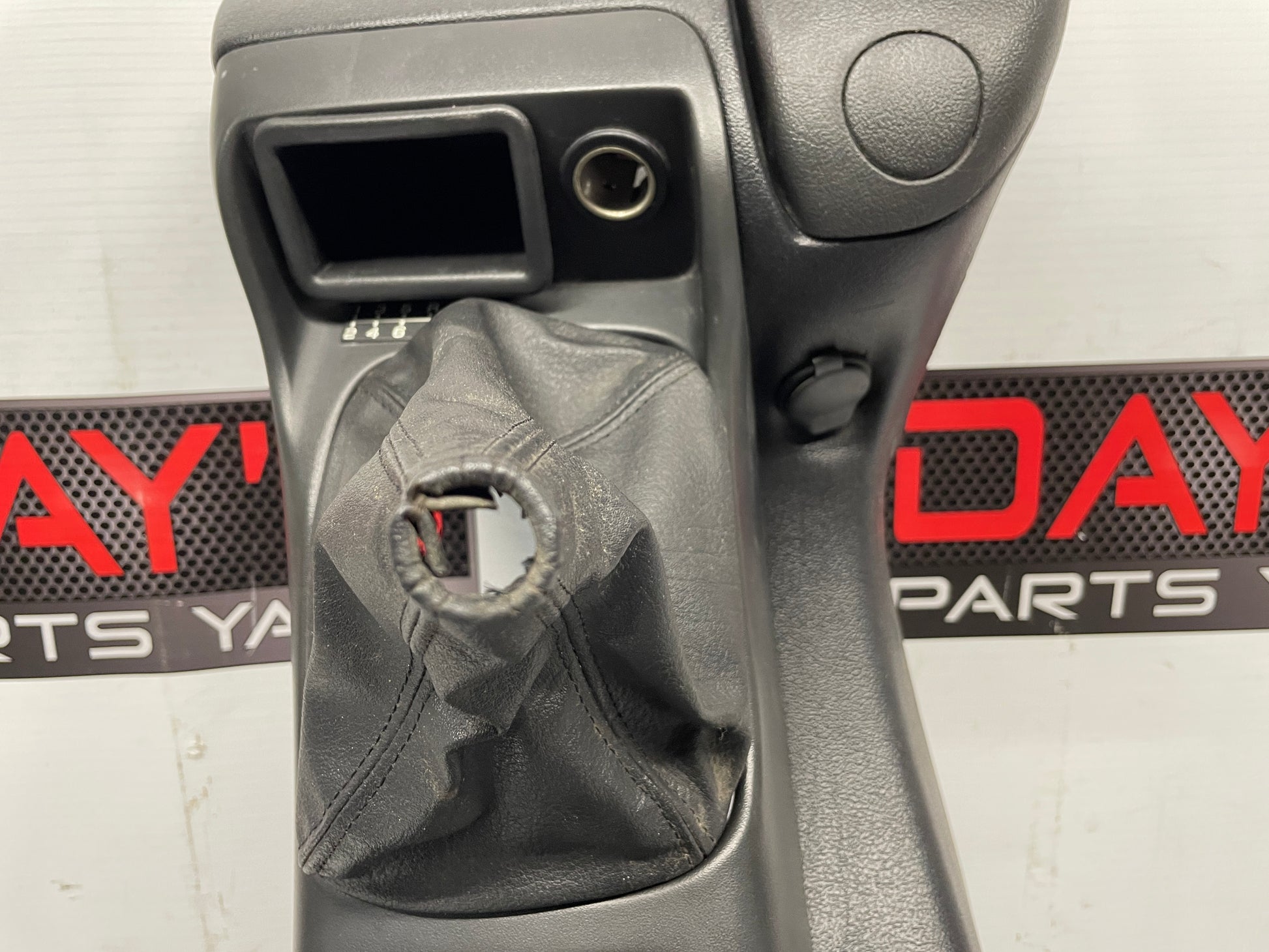 2000 Chevy Camaro Z28 Complete Center Console Arm Rest Assembly Black Ebony OEM - Day's Parts Yard