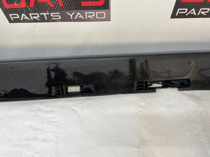 2009 Pontiac G8 GT RH Passenger Rocker Molding Side Skirt Panel Trim Black OEM