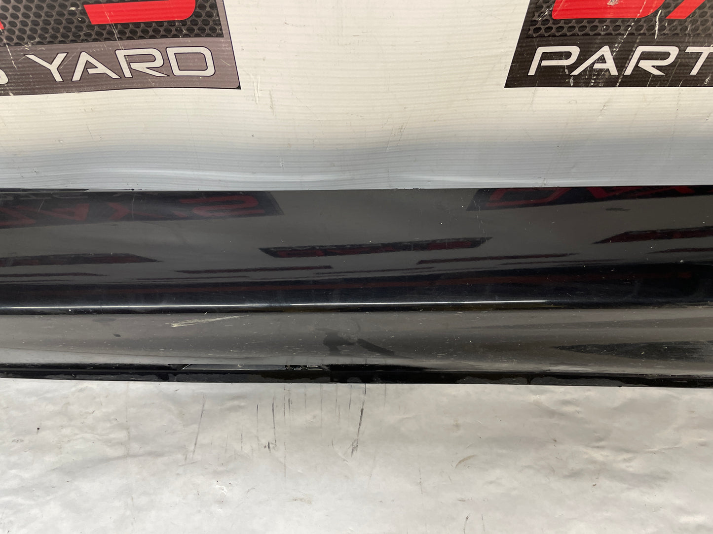 2009 Pontiac G8 GT LH Driver Rocker Molding Side Skirt Panel Black OEM