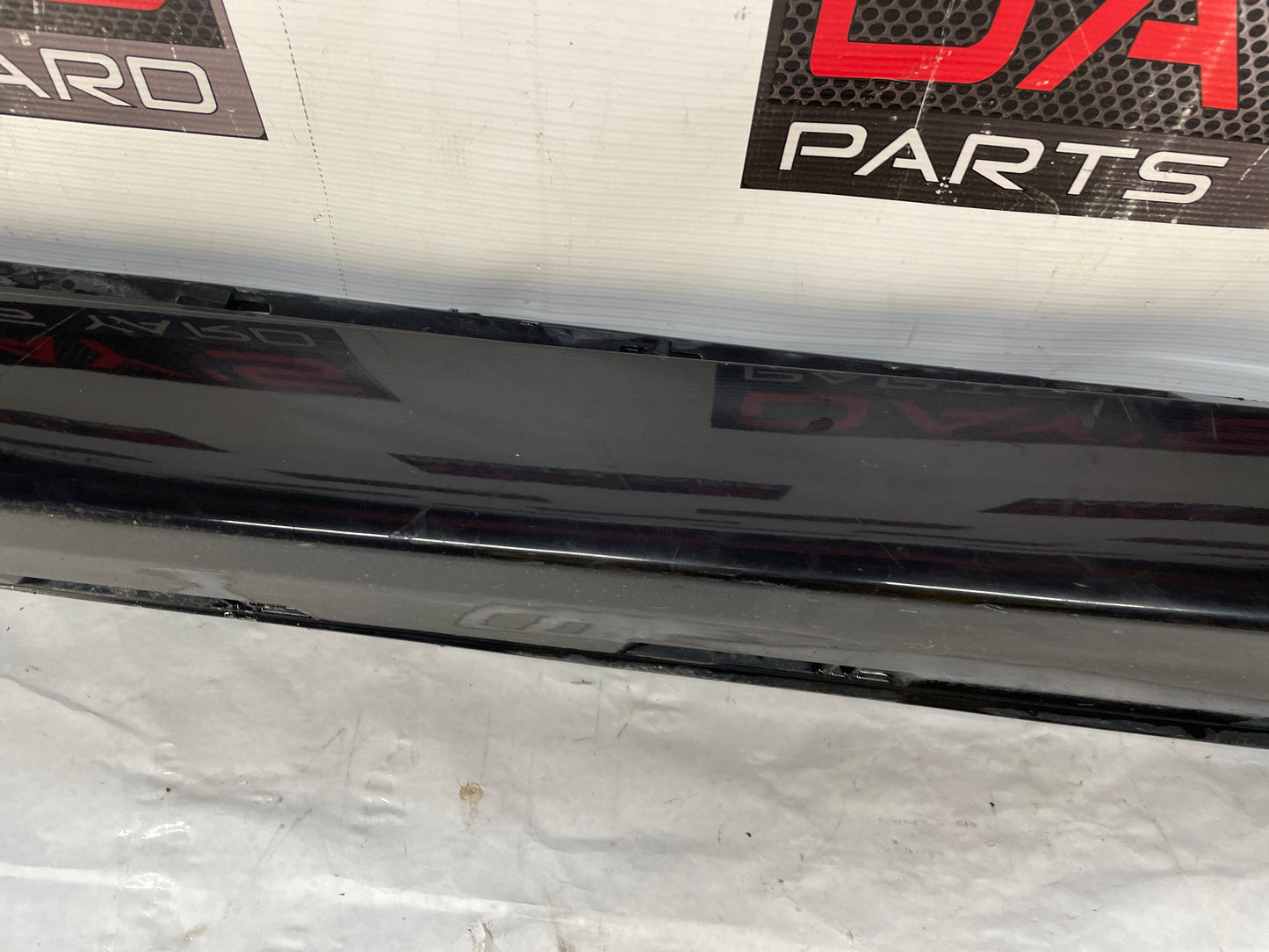 2009 Pontiac G8 GT LH Driver Rocker Molding Side Skirt Panel Black OEM