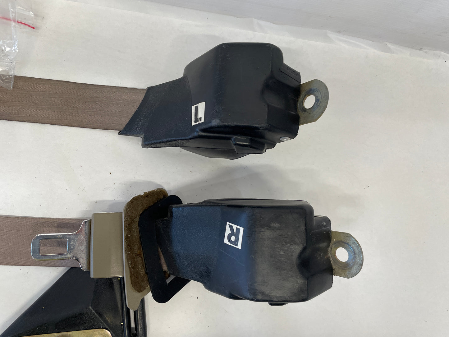 2002 Chevy Camaro Z28 Rear RH & LH Seatbelt Seat Belt Retractor Tan OEM - Day's Parts Yard
