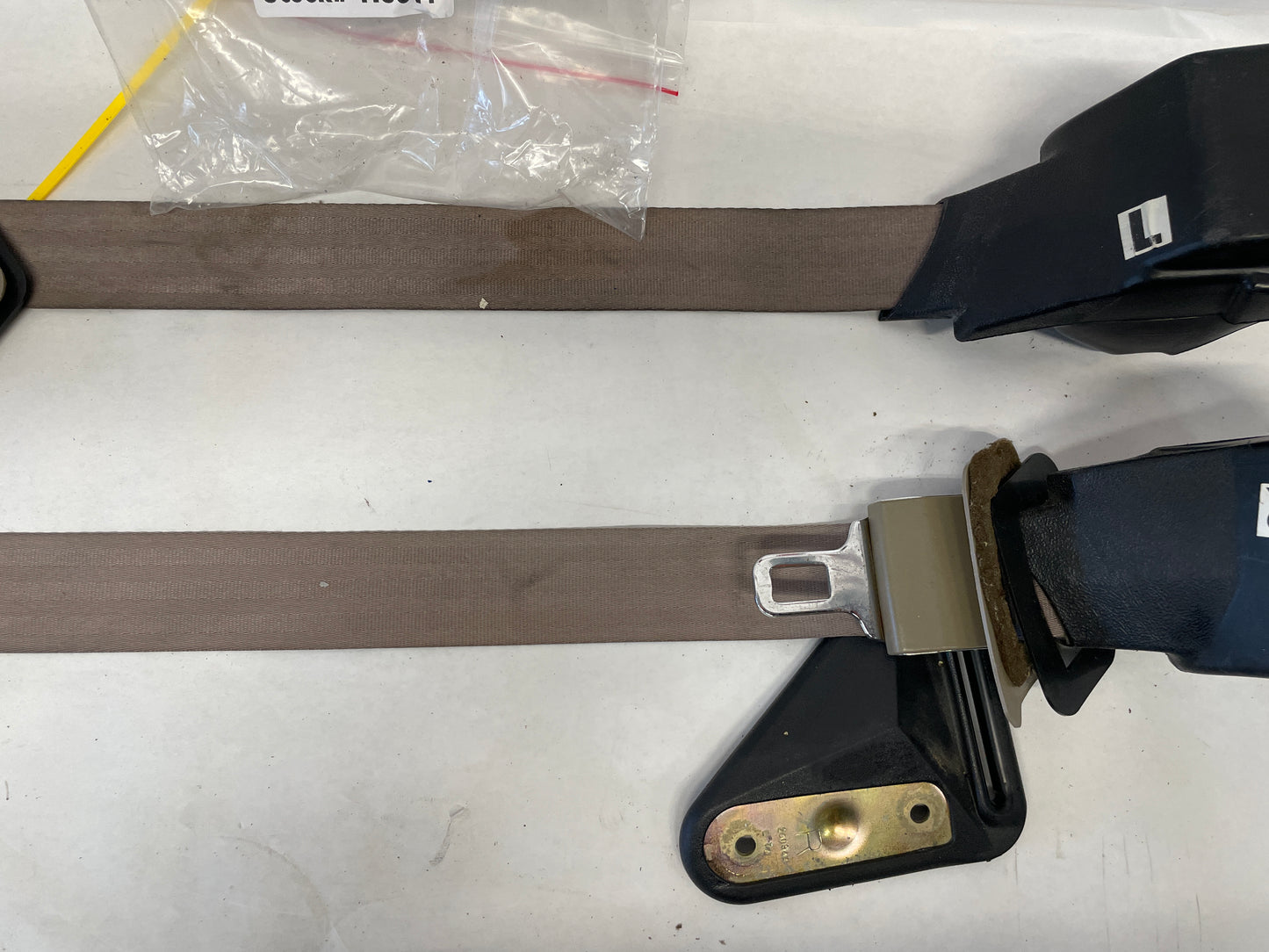 2002 Chevy Camaro Z28 Rear RH & LH Seatbelt Seat Belt Retractor Tan OEM - Day's Parts Yard