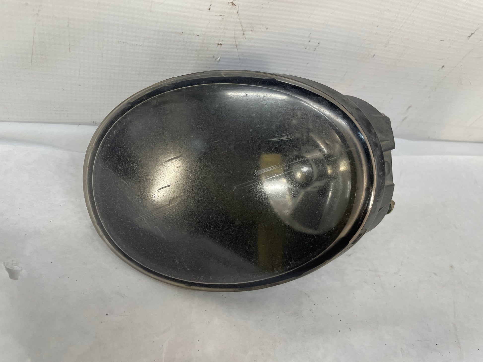 2004 Pontiac GTO LH Driver Fog Light Lamp OEM - Day's Parts Yard