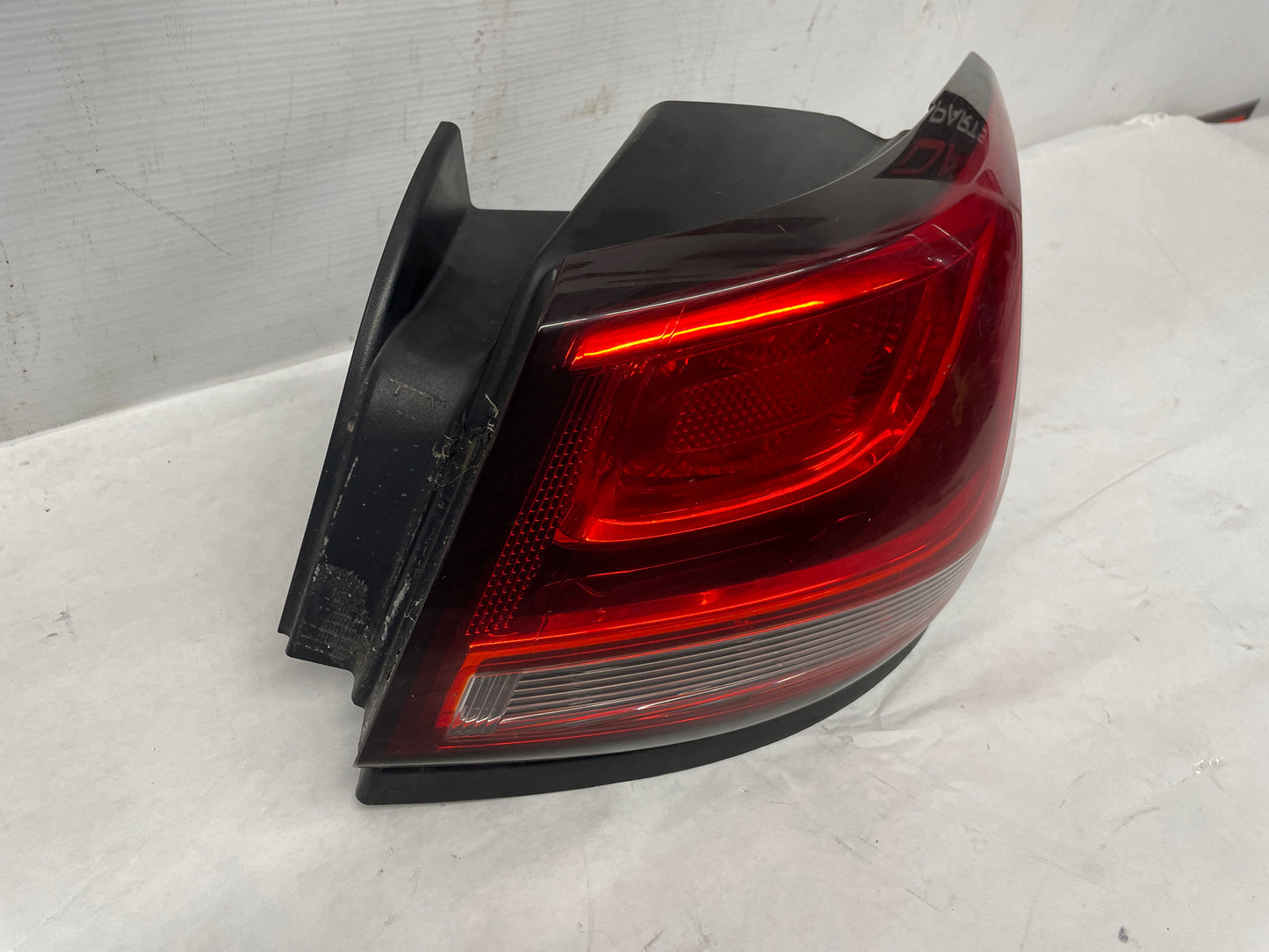 2014 Chevy SS Sedan RH Passenger Outer Taillight Tail Light Lamp OEM