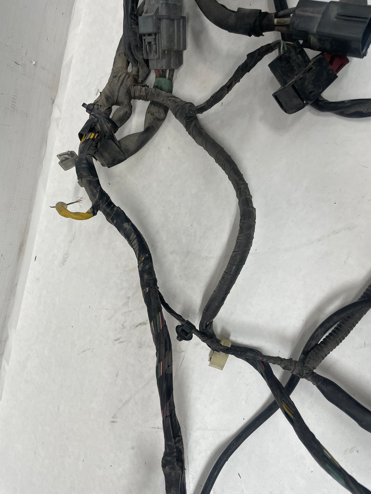 2013 Chevy Caprice PPV Radiator Core Support Head Light Lamp Wiring Wire Harness OEM