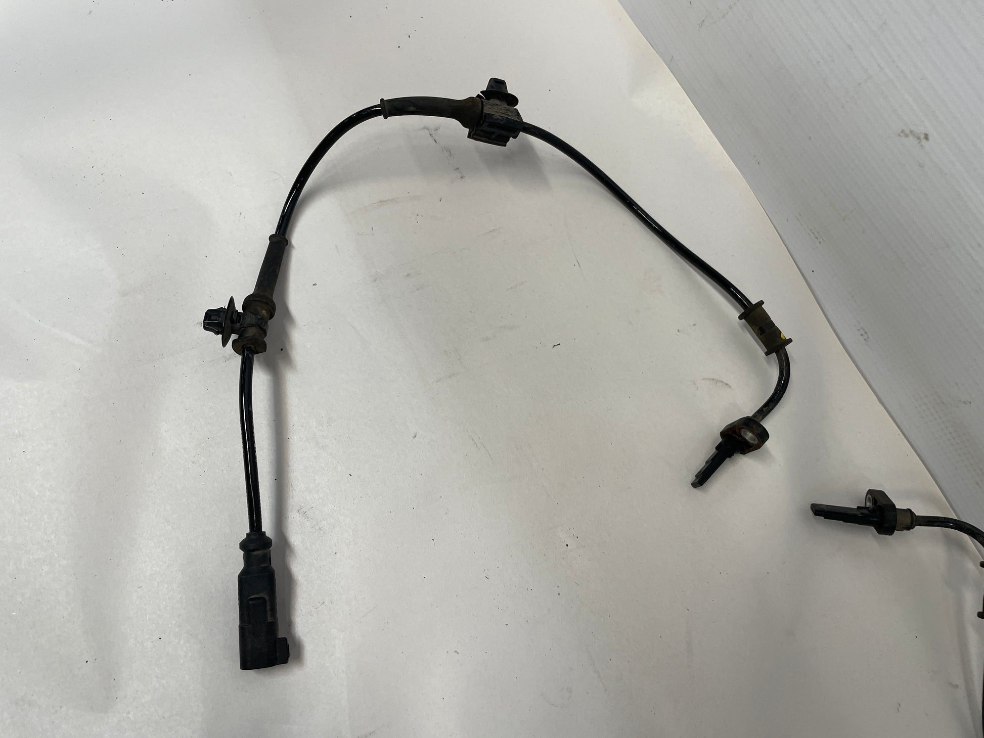 2017 Chevy SS Sedan Front RH & LH ABS Speed Sensor Wire - Day's Parts Yard