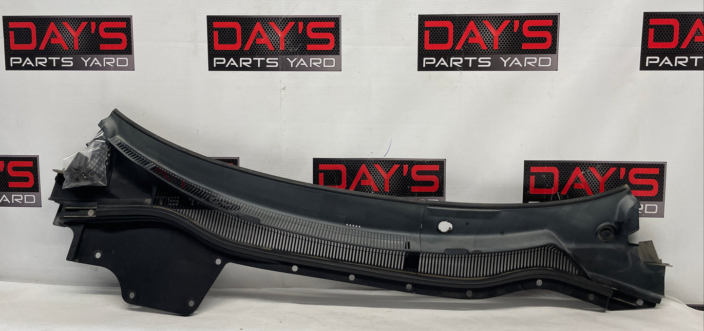 2014 Chevy SS Sedan Windshield Wiper Cowl Grille Panel OEM