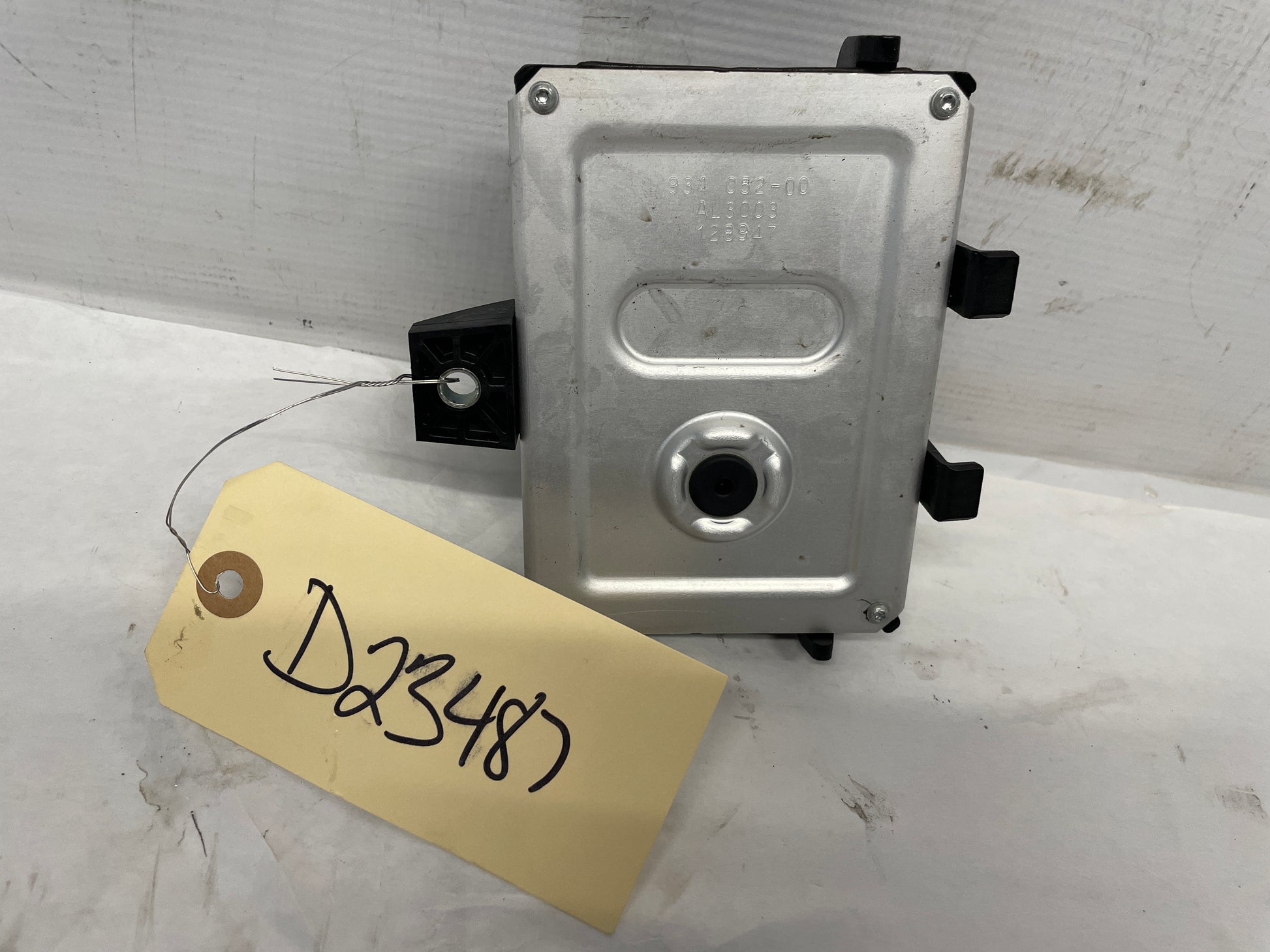 2014 Chevrolet SS Sedan Fuel Pump Control Module OEM - Day's Parts Yard
