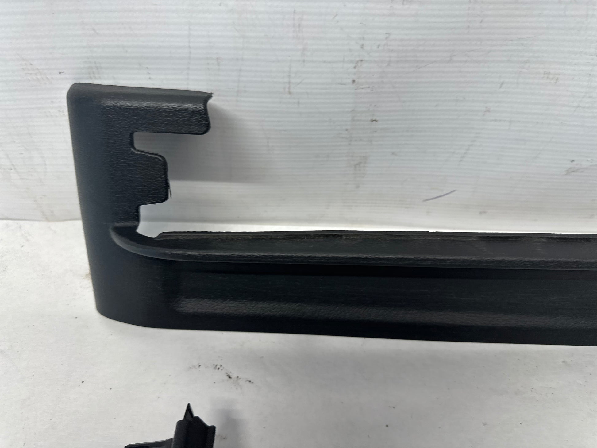 2006 Pontiac GTO Complete LH Driver 4pc Seat Rail Frame Trim Set OEM - Day's Parts Yard