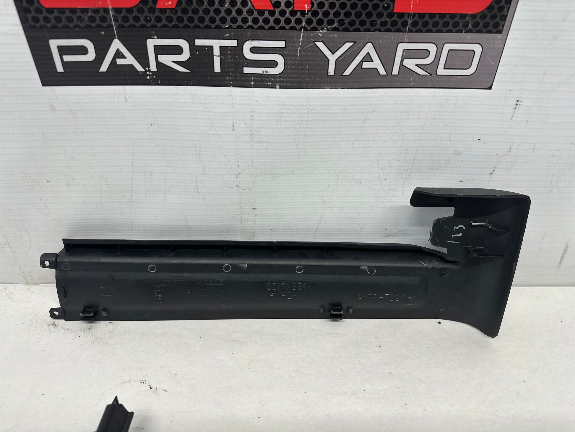 2006 Pontiac GTO Complete LH Driver 4pc Seat Rail Frame Trim Set OEM - Day's Parts Yard