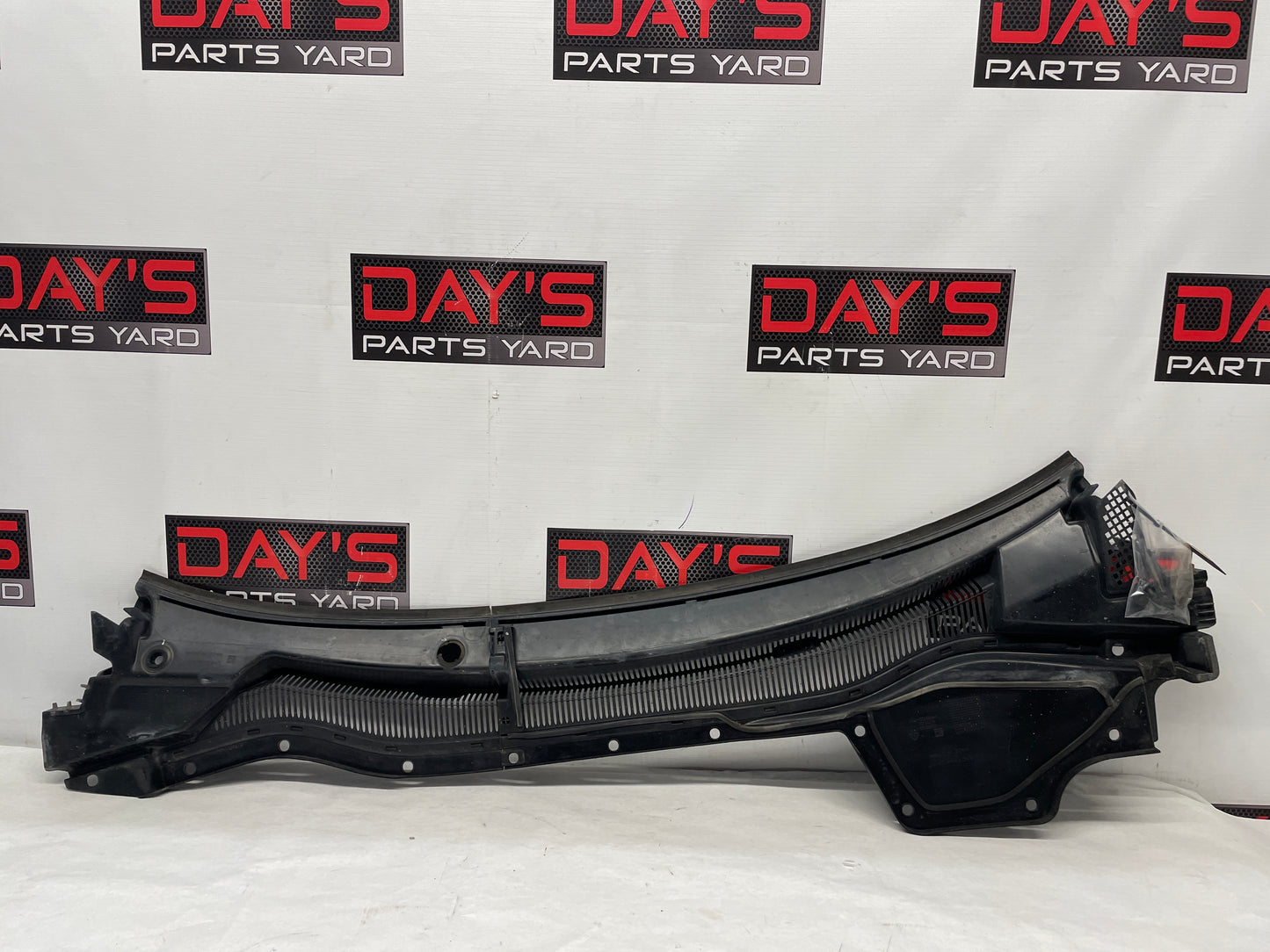 2014 Chevy SS Sedan Windshield Wiper Cowl Grille Panel OEM