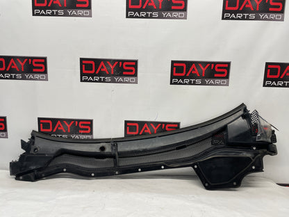 2014 Chevy SS Sedan Windshield Wiper Cowl Grille Panel OEM