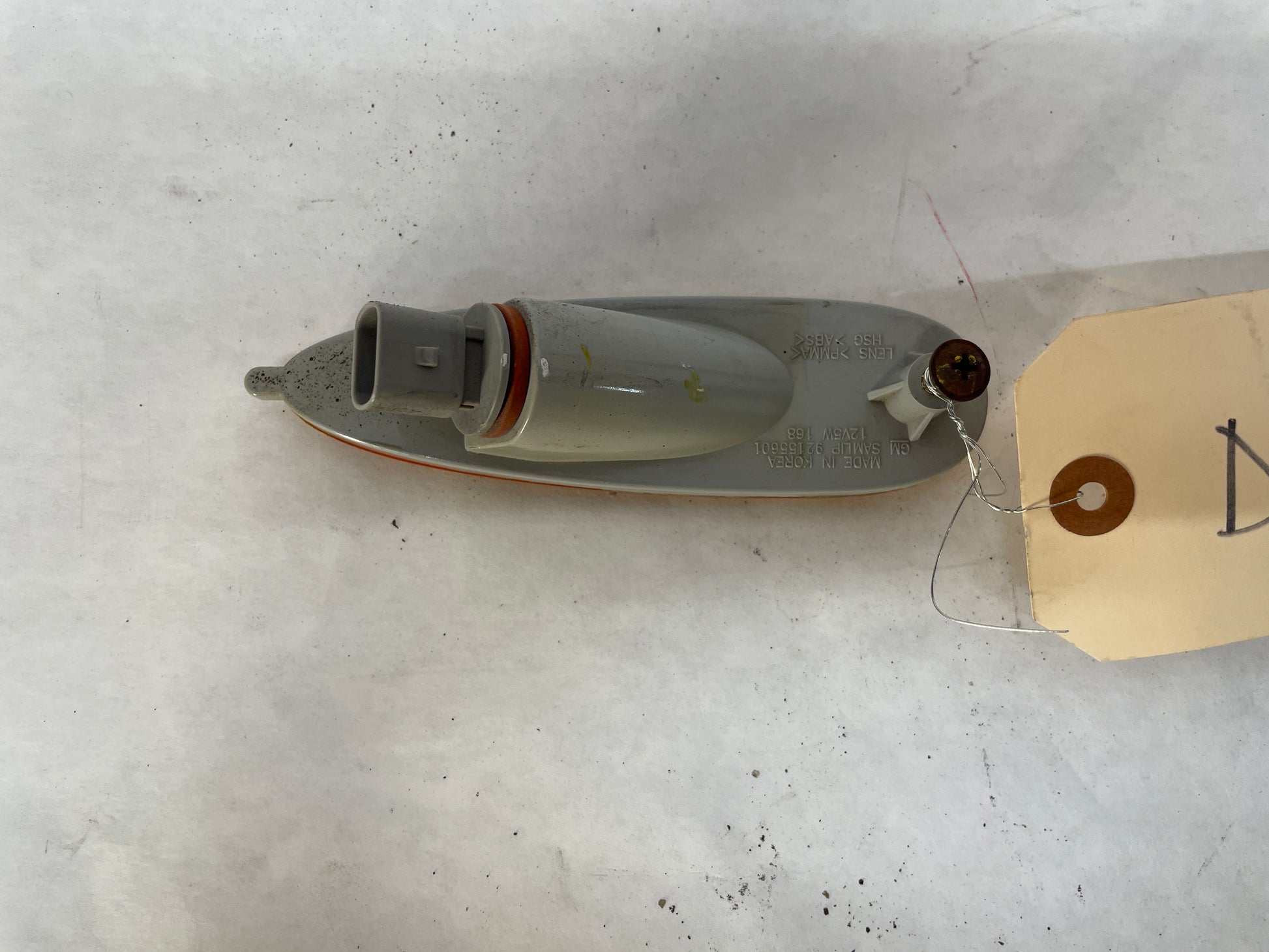 2004 Pontiac GTO LH Driver Side Marker Light Lamp w/ Socket OEM - Day's Parts Yard