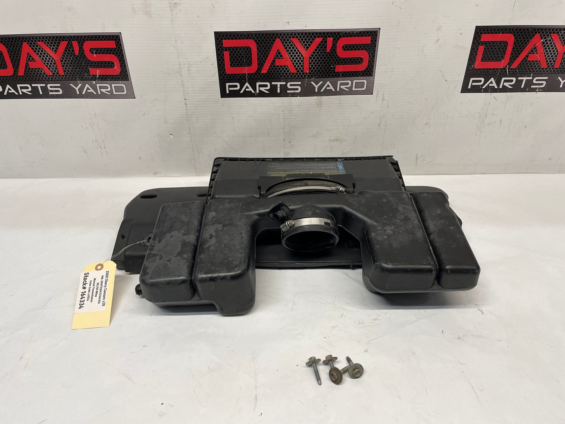 2000 Chevy Camaro Z28 LS1 Air Cleaner Filter Box Lid Tube OEM - Day's Parts Yard