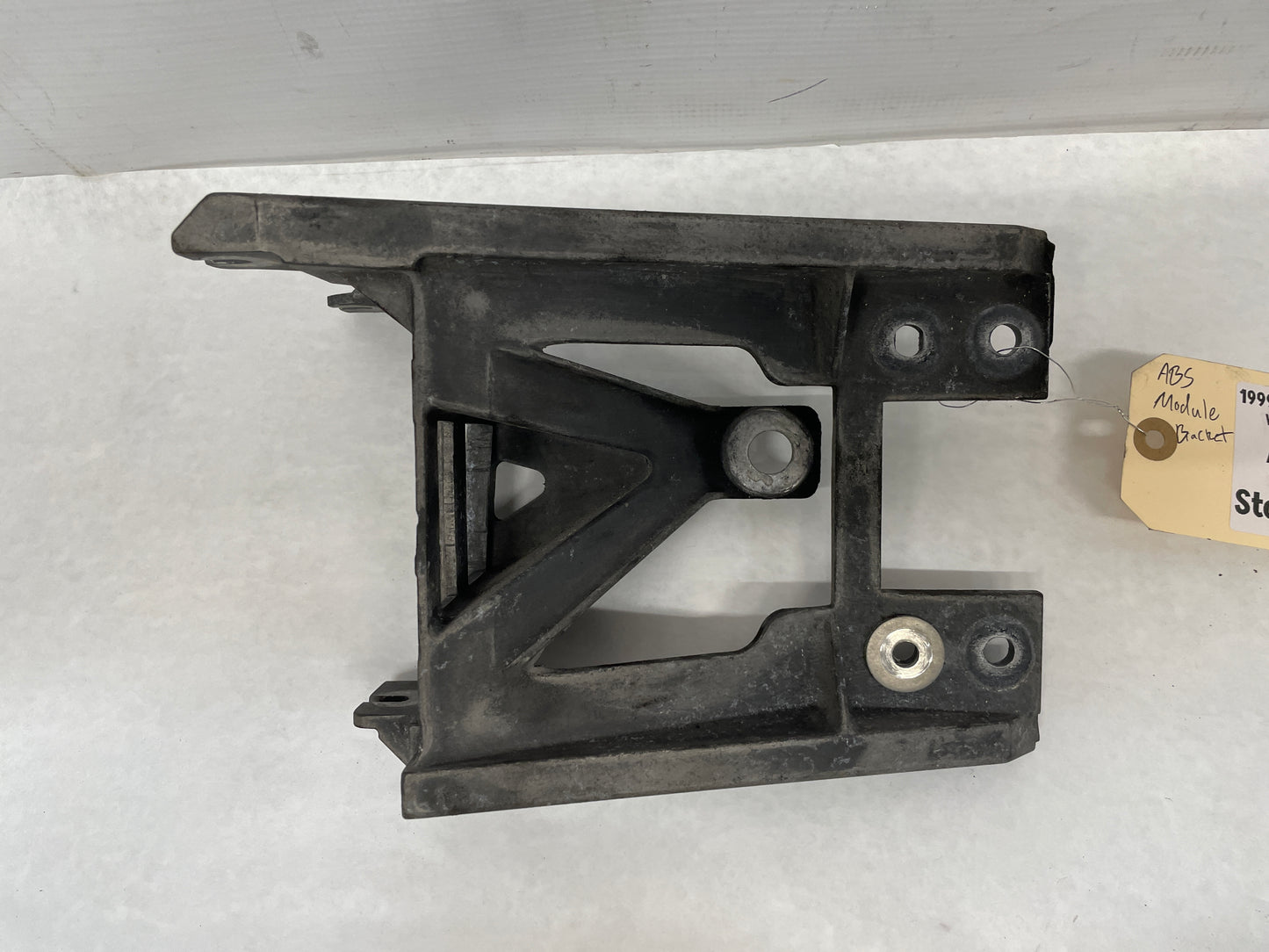 1999 Chevy C5 Corvette ABS Module Bracket OEM - Day's Parts Yard