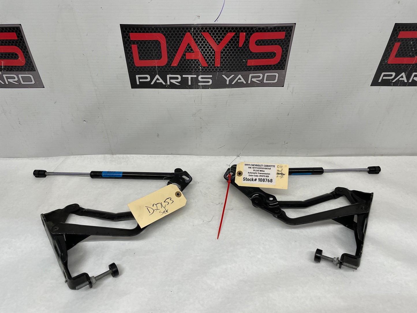 1999 Chevy C5 Corvette RH & LH Hood Hinges w/ Hood Struts OEM - Day's Parts Yard
