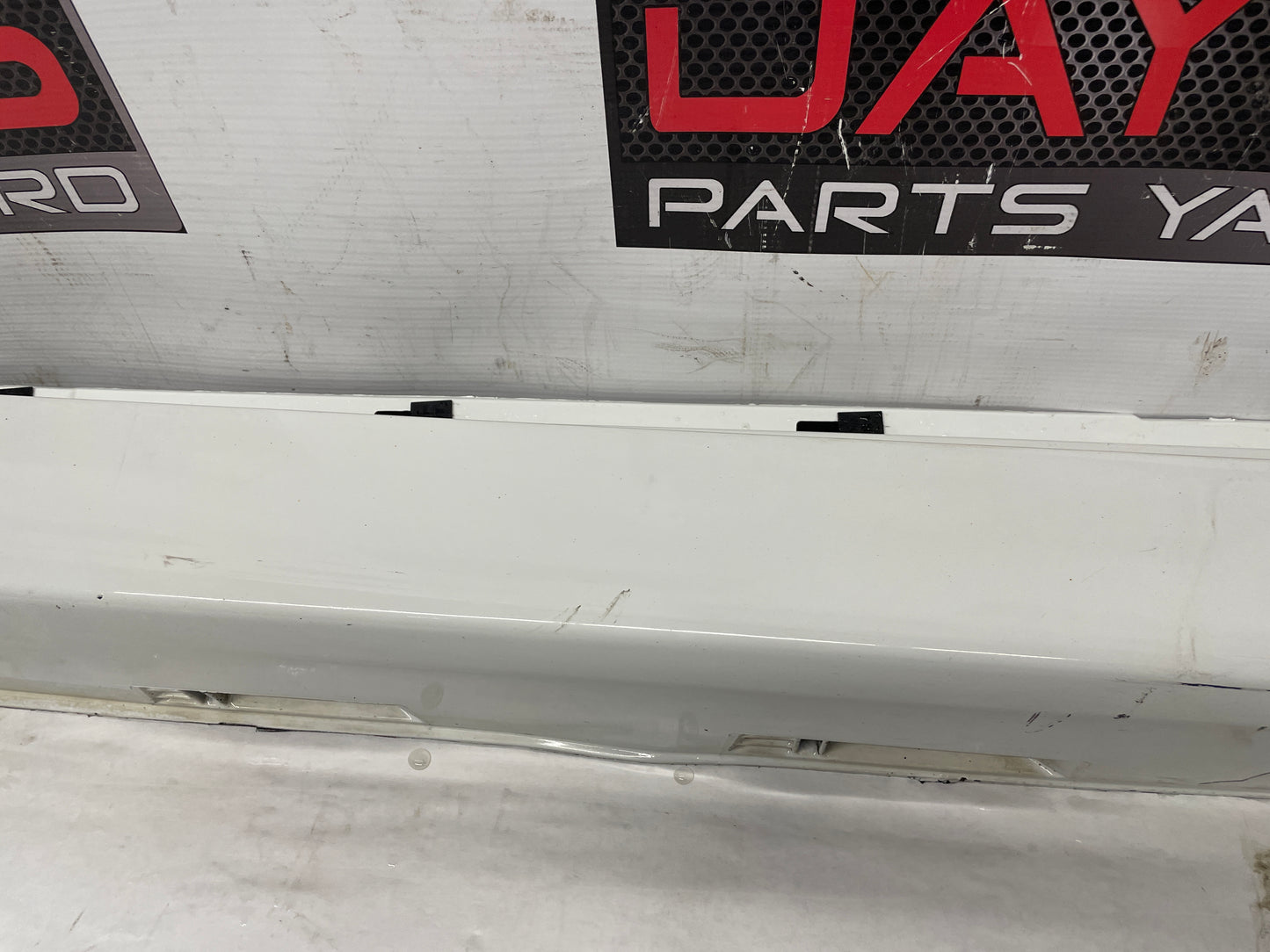 2014 Chevy SS Sedan RH Passenger Rocker Molding Side Skirt Trim Panel OEM - Day's Parts Yard