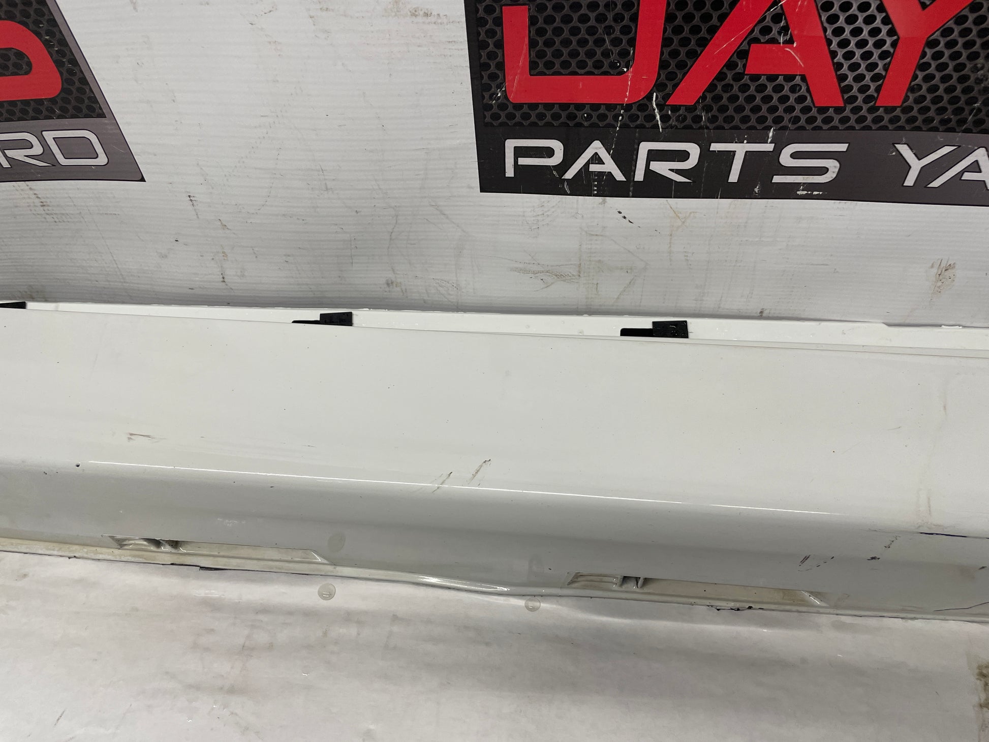 2014 Chevy SS Sedan RH Passenger Rocker Molding Side Skirt Trim Panel OEM - Day's Parts Yard