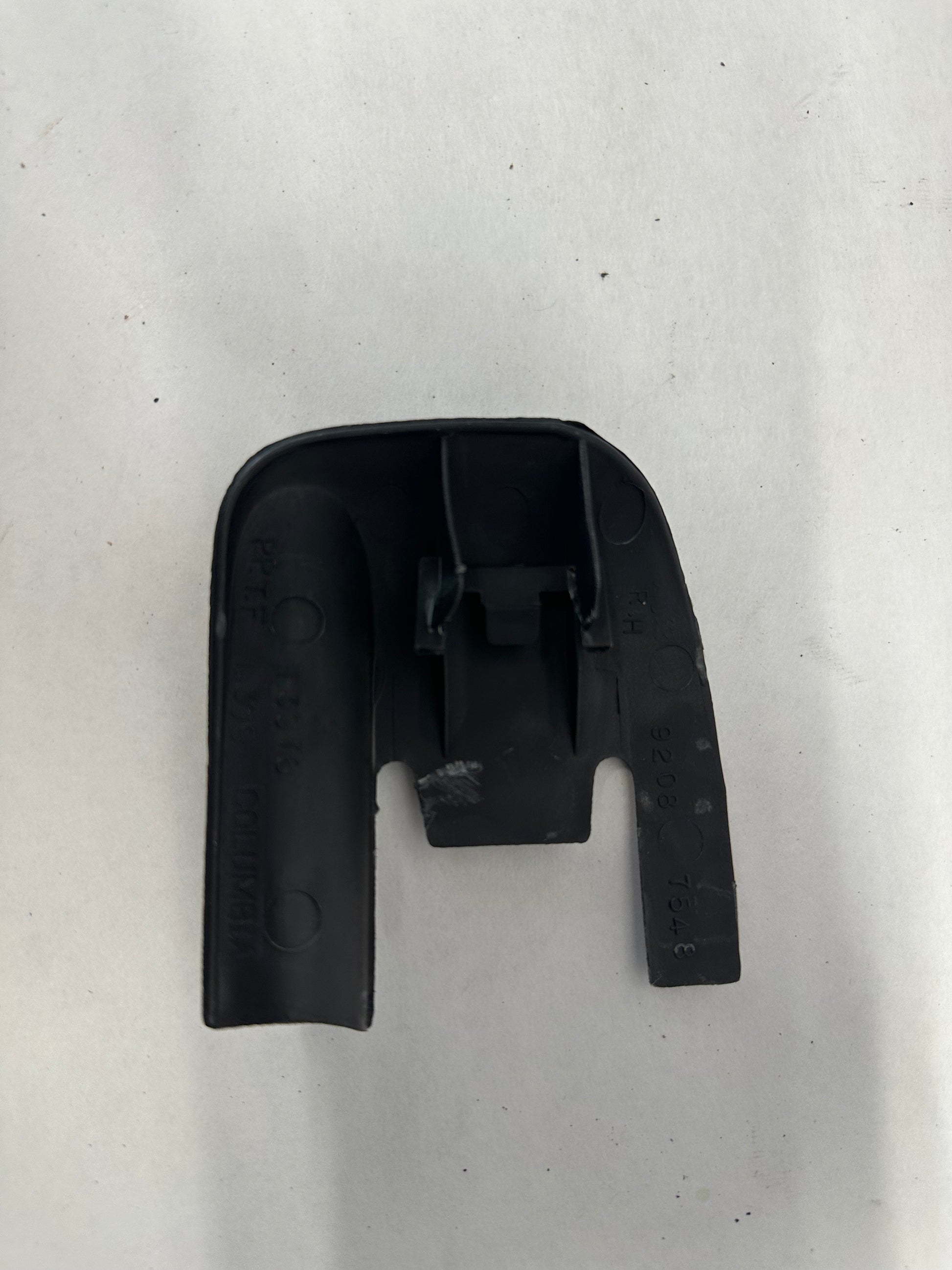 2005 Pontiac GTO RH Passenger Seat Rail Frame Trim Cover Set OEM - Day's Parts Yard
