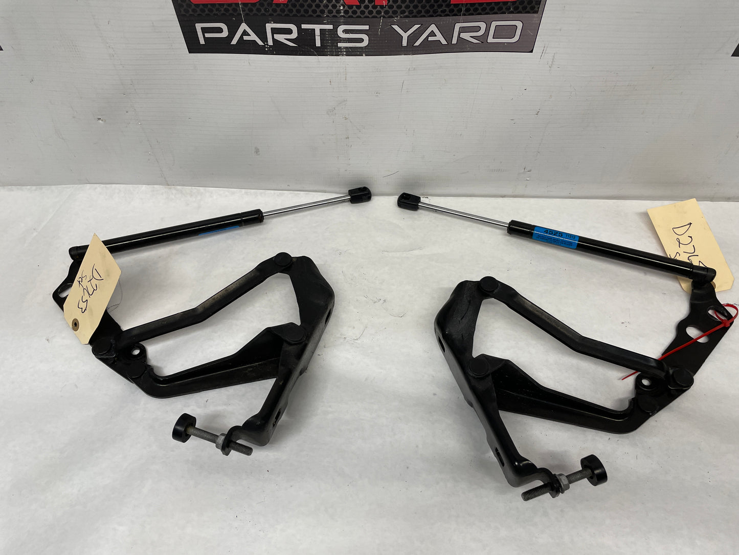 1999 Chevy C5 Corvette RH & LH Hood Hinges w/ Hood Struts OEM - Day's Parts Yard