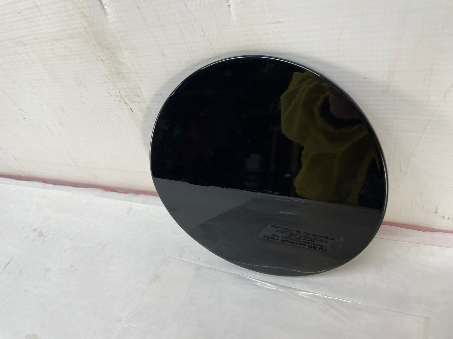 2009 Pontiac G8 GT Fuel Gas Cover Lid Door OEM