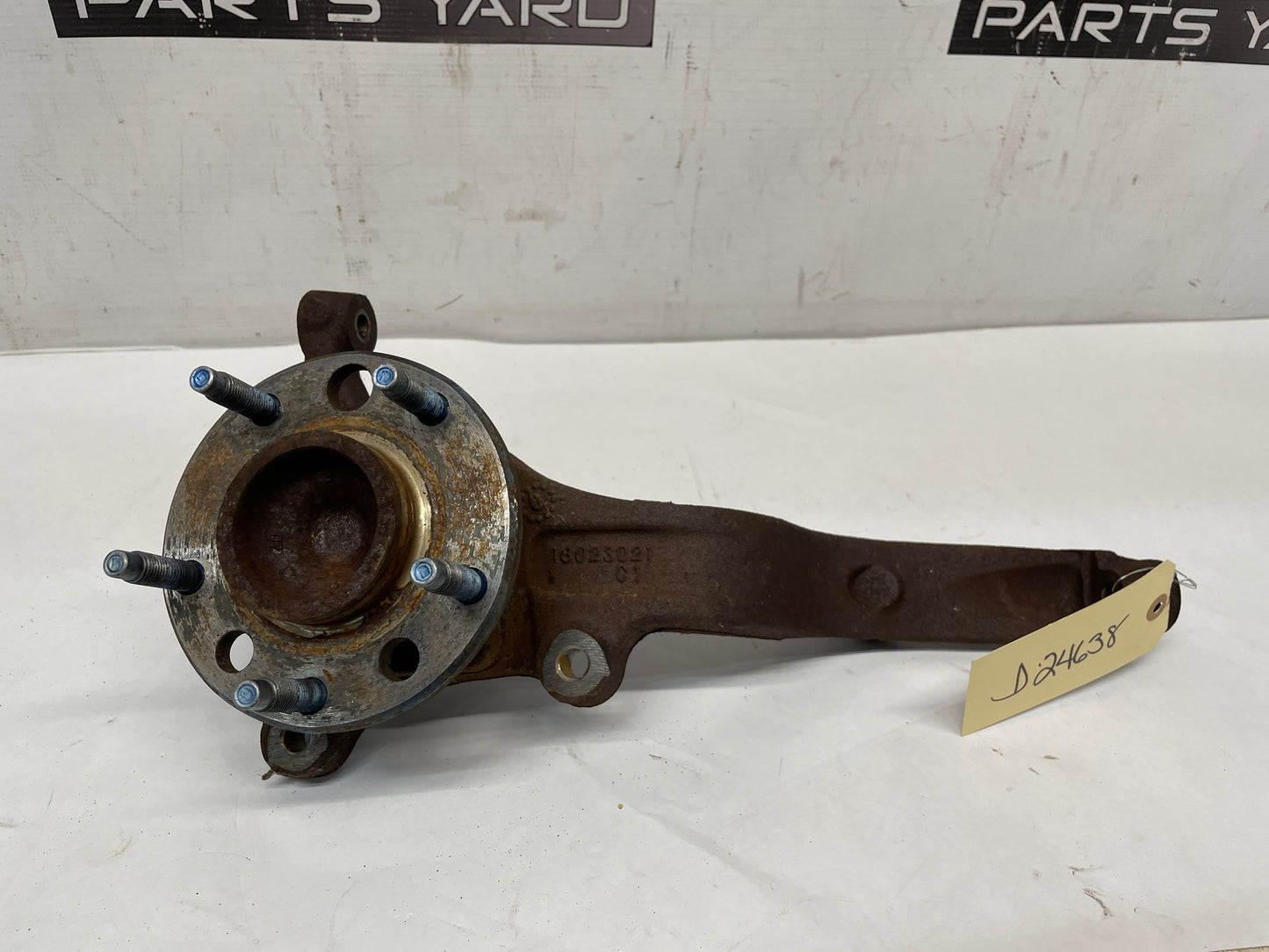 2000 Chevy Camaro Z28 LH Driver Front Suspension Spindle Knuckle Hub OEM - Day's Parts Yard
