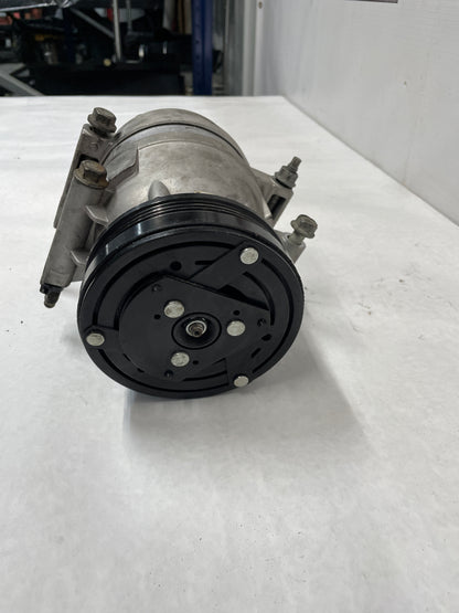 1999 Chevy C5 Corvette AC Air Compressor OEM - Day's Parts Yard