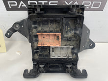 2018 Cadillac CTS-V Fuse Retainer Block OEM - Day's Parts Yard