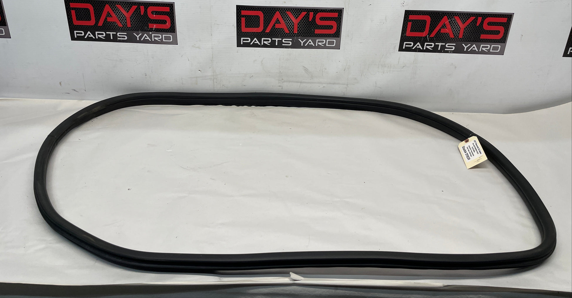 2017 Chevy SS Sedan LH Driver Front Door Rubber Weather Strip OEM - Day's Parts Yard
